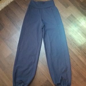 Lululemon high waisted jogger/dance pants sz 4